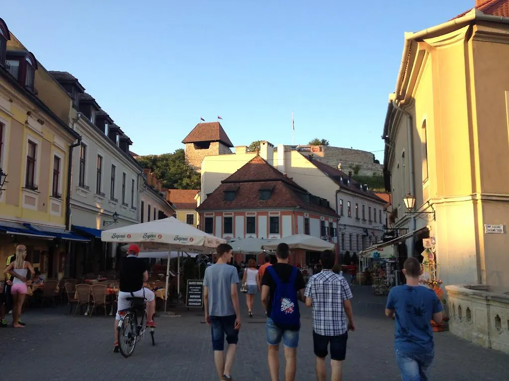 Orchidea Apartman Eger