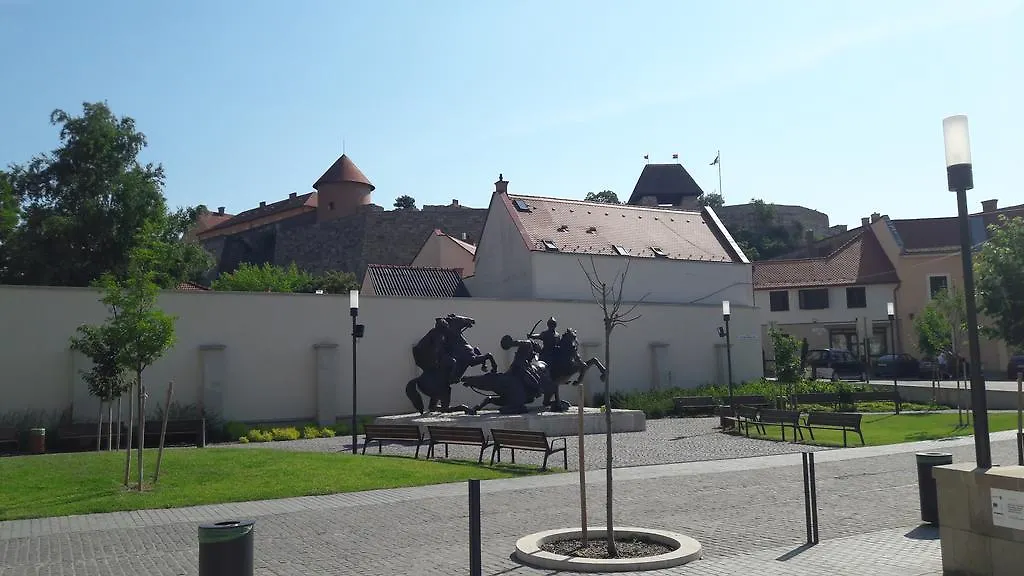 Orchidea Apartman Eger Apartment